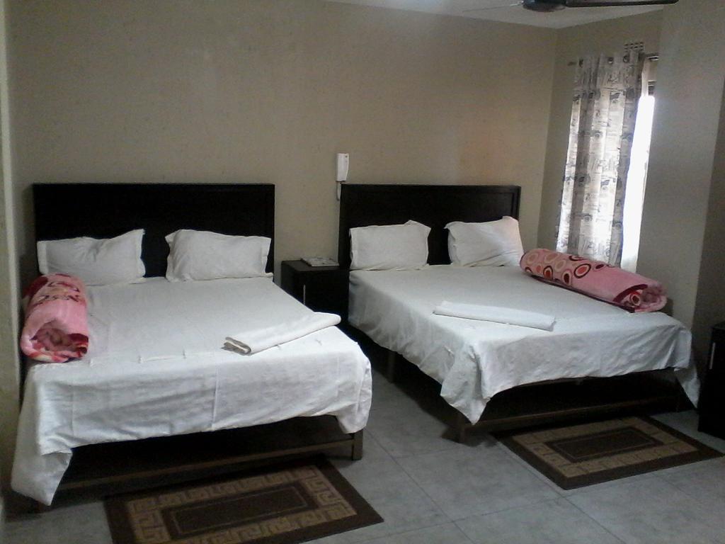 Chisam Guest Lodge Pty Ltd Γιοχάνεσμπουργκ Δωμάτιο φωτογραφία