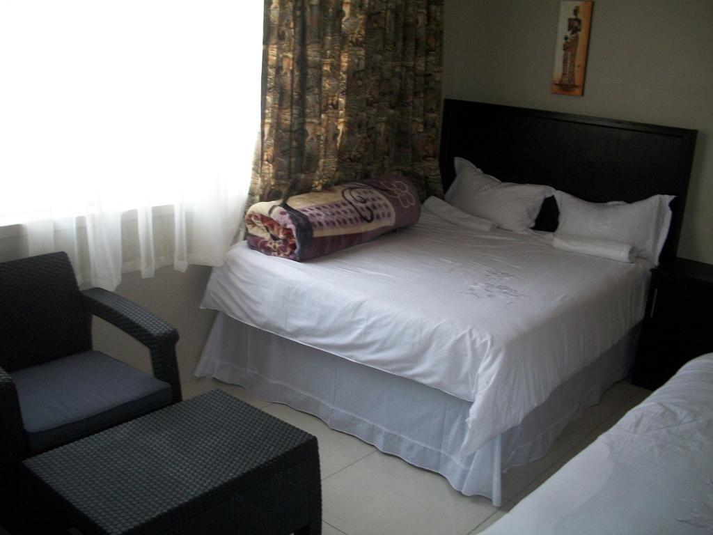 Chisam Guest Lodge Pty Ltd Γιοχάνεσμπουργκ Δωμάτιο φωτογραφία