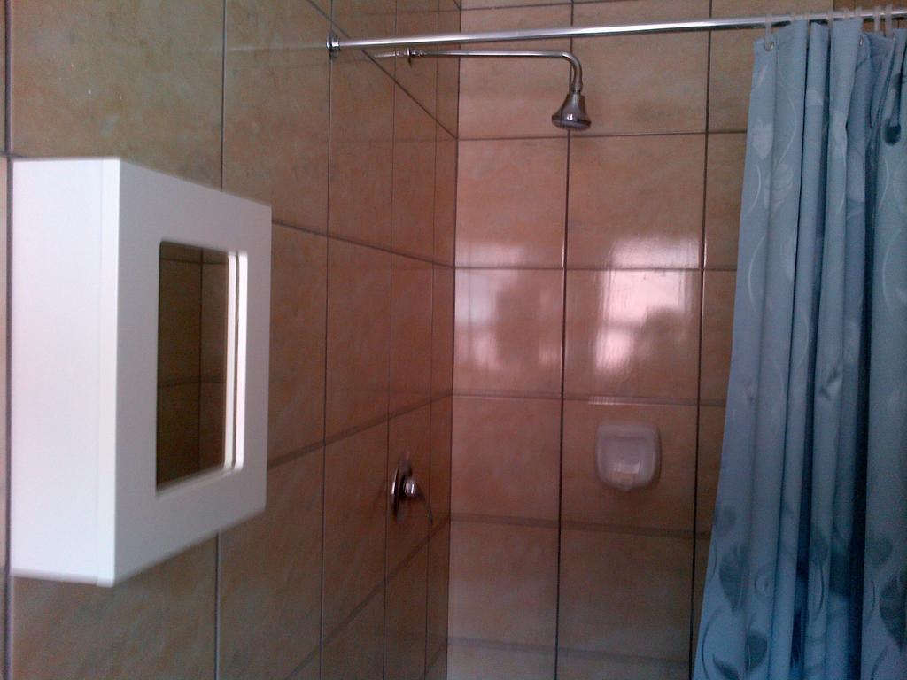 Chisam Guest Lodge Pty Ltd Γιοχάνεσμπουργκ Δωμάτιο φωτογραφία